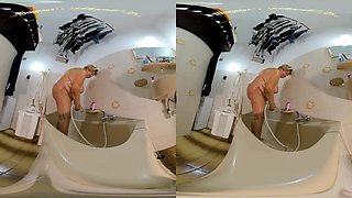 Bbw Granny Babet Gets Her Pussy Pounded By Masseur