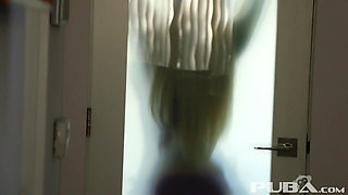 Teasing and fucking in the bedroom with Lolly Ink