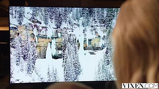 Blonde Bella Spark Cheats on Boyfriend with Stranger for Wild Outdoor Sex - Blowjob & Facial