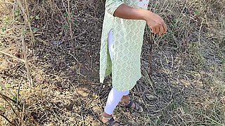 Desi Hot Village Girl Jungle Me Fucked Her Tight Pussy