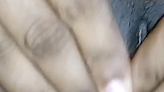 18 Year Old!!fingering!! Amazing Shaved Pussy