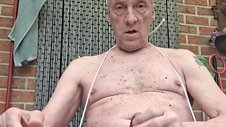 EXHIBITIONIST NAKED ASSTOY BONDAGE JERKING FOR ALL NEIGHBOURS TO SEE