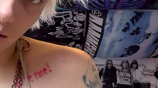 No Makeup Goth Girl Mouth Tour with Hand Mirror