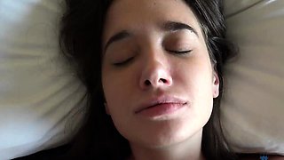 Gia Paige wakes your cock up and gets side fucked