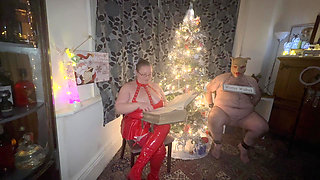 Mrs Kinkmas Christmas Story with Satana's Piggy.