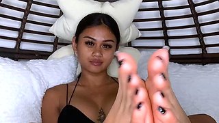 Hot Black Maid Does Some Webcam Black and Ebony