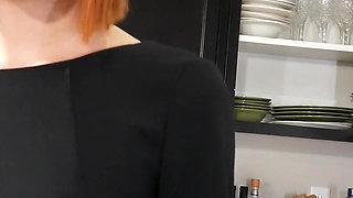 Redhead beauty Alexa Nova gives JOI quickie