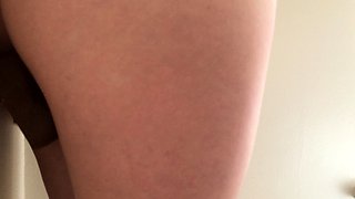 Cute amateur webcam teen girl toying pussy on webcam