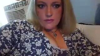 Amazing blonde german webcam milf high heel masturbation