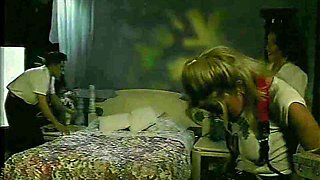 Gorgeous bimbo mind-boggling adult video