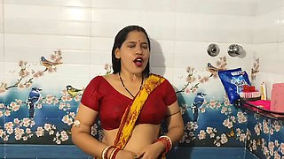 Desi tamil aunty hot romance sex and birthing inside the birth room