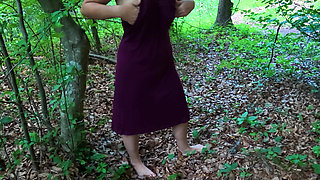 Real MILF Orgasm in the Woods