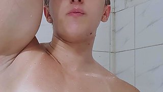 Solo girls masturbate until orgasm for