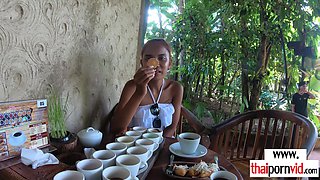 Amateurs Thai teenage masturbating in a pool