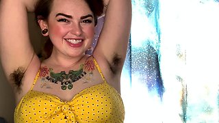 Cute amateur webcam teen girl toying pussy on webcam