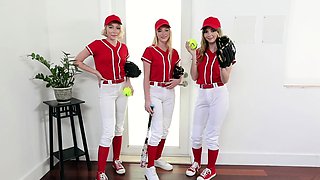 Real amateur college teens sex party hardcore suck and fuck