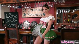 Twistys - fancy a pint stefanie fun twistys