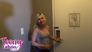 Nubile Sitter Minxx Marley's Chief Pops In Her Young Beaver