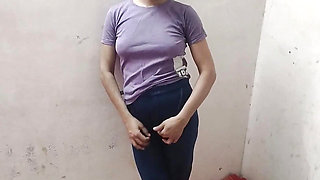 Cute step daughter ko room me band kar ke pel diya