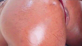 Creamy Ebony Stepsis