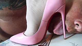 Louboutin Licker!