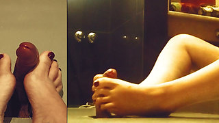 25 Mature Woman Masturbating with Her Feet up on a Glory Hole Table - Ruby