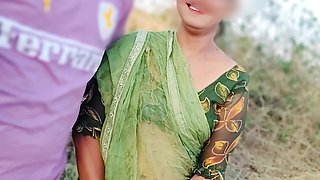 Desi Village Bhabhi Fuck in Jungle with Her Devar, Indian Beautiful Bhabhi Ki Outdoor Chudai,in Hindi Audio Desi Teen Tight Puss