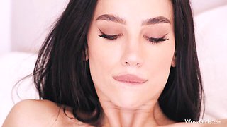 Vicious Kama Oxi - pornstar video - WOW Girls