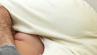 I Get Into My Stepsister-in-law's Room and End up Having Sex Without My Stepbrother Noticing.
