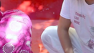 Desi Indian Milk Man Fucks Bhabhiji with Bucket of Milk ( Hindi Audio )