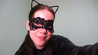 Catwoman Playing with a Mouse in POV