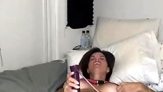 Love Chat Big Boobs Brunette Masturbating For Cam