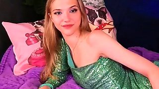 Skinny pierced amateur redhead rough fucking huge toys