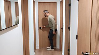 Fucking The Wife's House Guest With Damon Dice, Sisi Rose - Brazzers