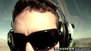 Hot cougar (Lisa Ann, Jordan Ash) fuck in top dangled a sex parody - brazzers