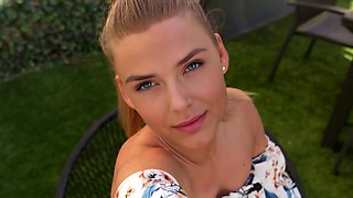 Cassie and Lilu frolic free! - Jacquie et Michel TV