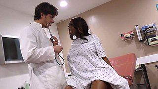 doctor cums in pregnant ebony