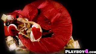 Petite big juggs cougar posed with mature