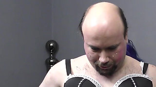 Maid to serve mxtress