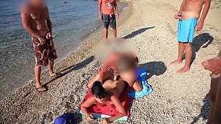 AlexandraWett takes it up the ass during public beach fuck