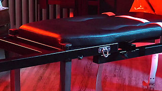 Heavy rubber masked latexgirl stretched and tickled