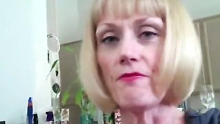Lovebird's cumshot clip by Wicked Sexy Melanie