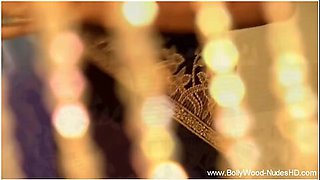 Sensual Dancing From The Far East