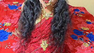 Latest Desi couple indian newly married Wife On bedroom Clear hindi audio