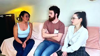 Two wolves at the service of the beautiful Camila, 21 years old! - Jacquie et Michel TV