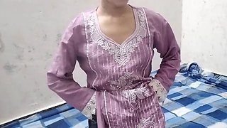 Indian aunty Babykajoldesi takes it hard in the bathroom after her brother steps in