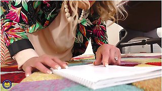 Mature Blonde Cant Focus On Reading Her Book While Horny