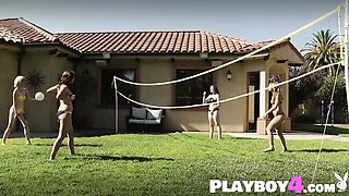 Smallish COUGAR and molten honeys demonstrates steamy bod during red-hot van wash for Playboy