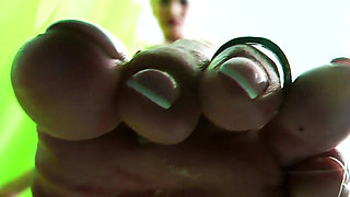 Giantess Feet Squash