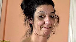 Granny Fingered Before Deep Anal Pounding in Big Cunt